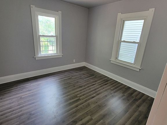 3rd image of 1760 Milburn Ave