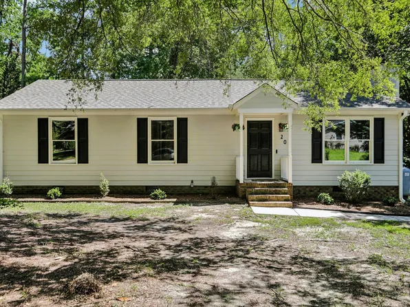 20 E Hester Ct, Wendell, NC 27591