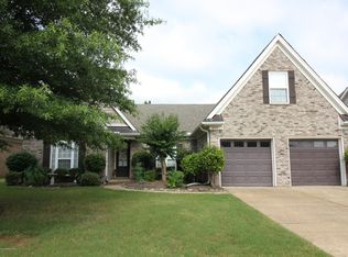 4915 Rosebrook Cir W, Southaven, MS 38672