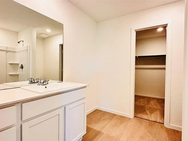 206 Amy St — Photo 28