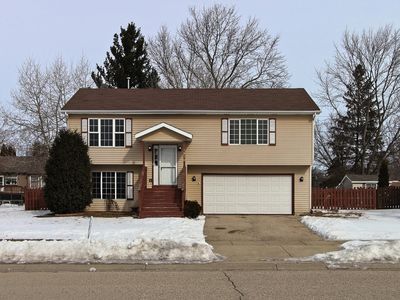 1910 Sunset Dr, Twin Lakes, WI, 53181