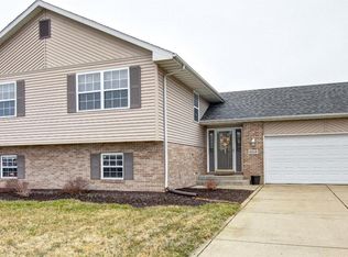 6518 Robbins Rd, Portage, IN 46368