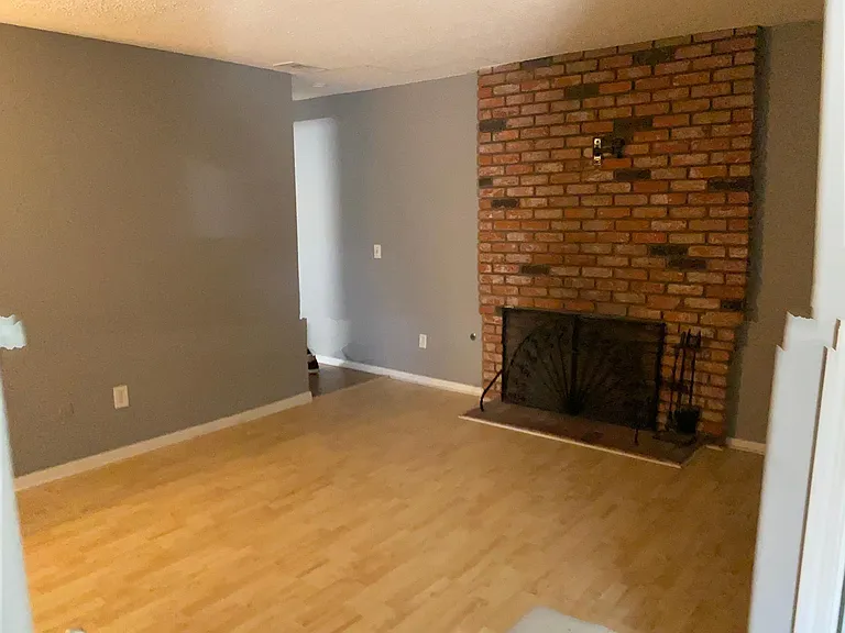 8288 Roy St — Photo 6