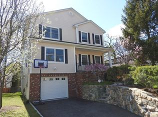 622 Wood St, Mamaroneck, NY 10543
