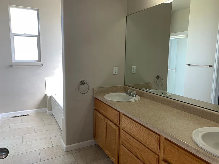 1403 Gettysburg Dr — Photo 6