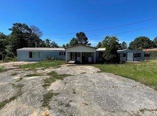 693 Horsley Mill Rd, Carrollton, GA 30116