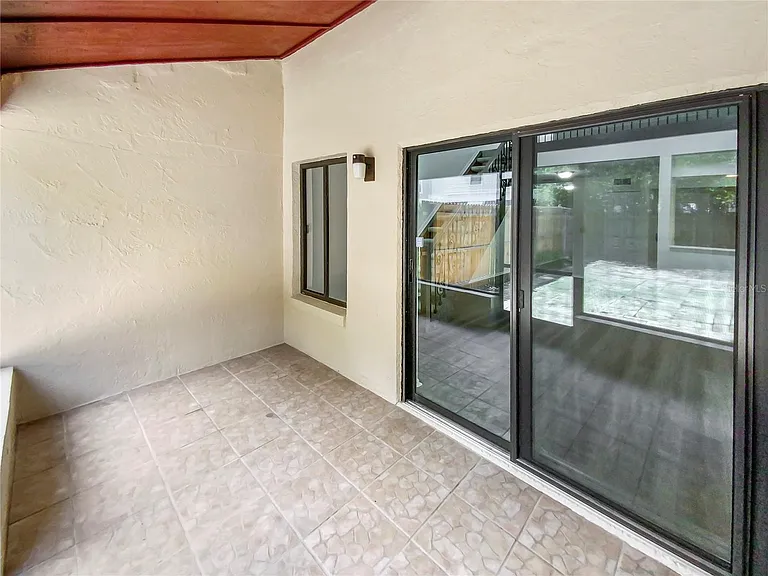 2764 Gray Fox Ln — Photo 10