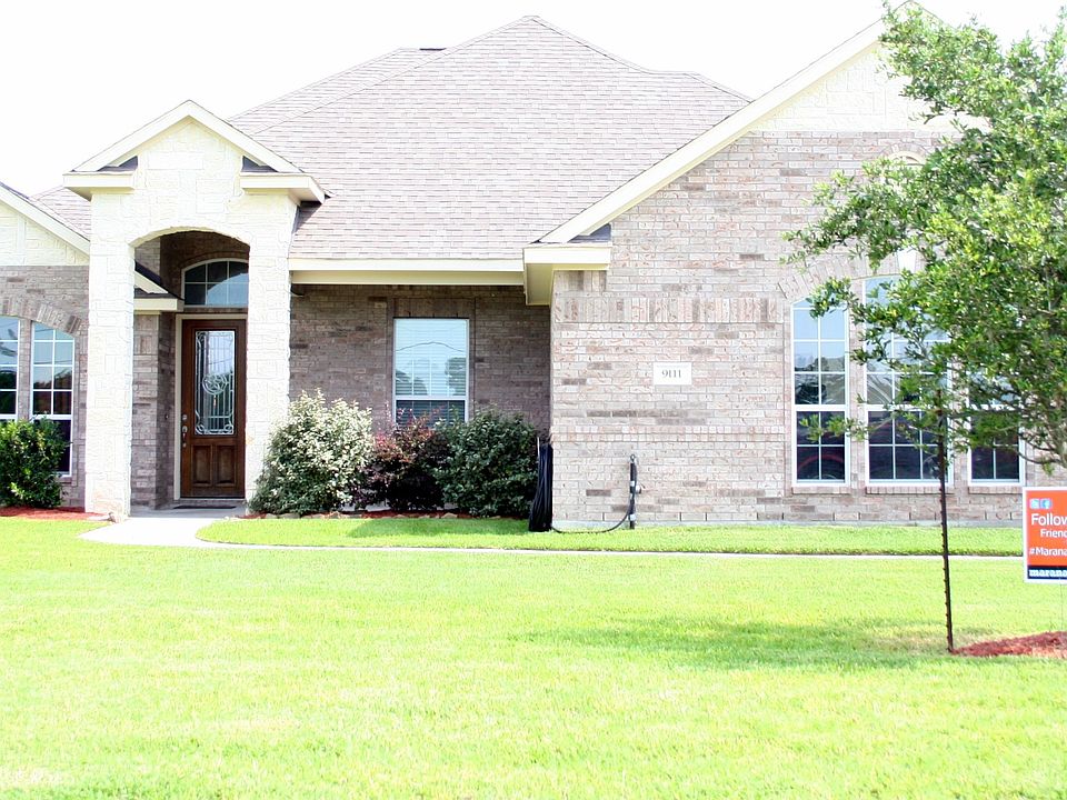 Front View of Home