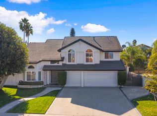 207 Juniperhill Ln, Riverside, CA 92506