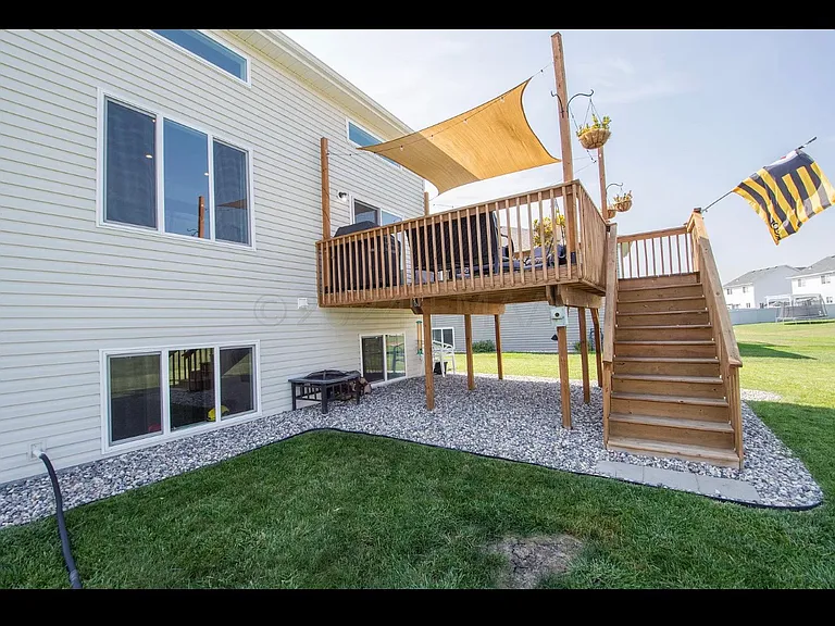 5804 Deb Dr W — Photo 2