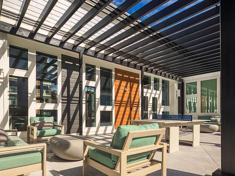 The View at Blue Ridge Commons — Photo 14