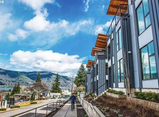 701 Oak St, Hood River, OR 97031