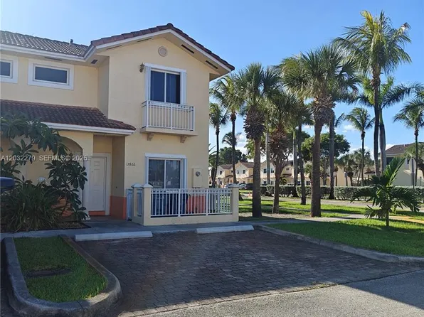 17866 NW 74th Ct, Hialeah, FL 33015