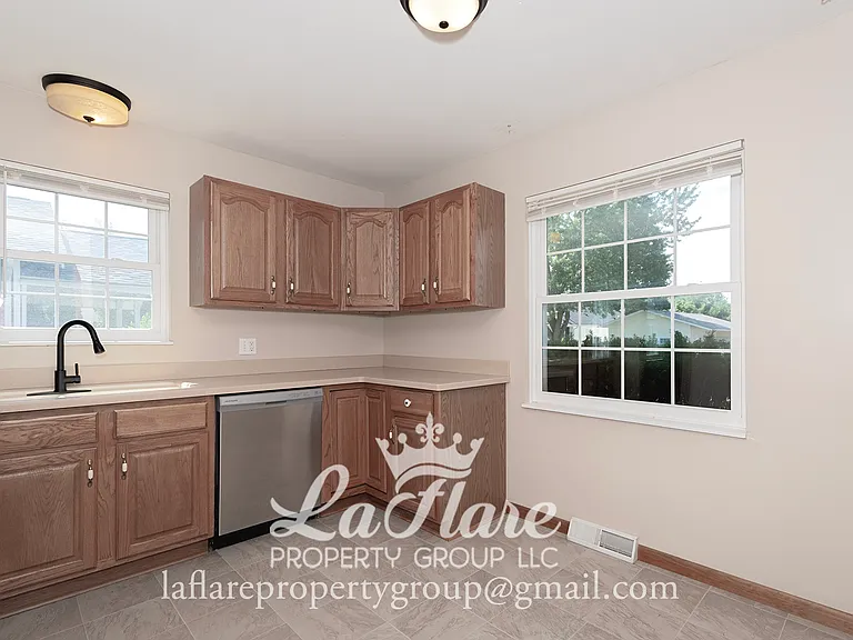 5334 Fortune Dr — Photo 4