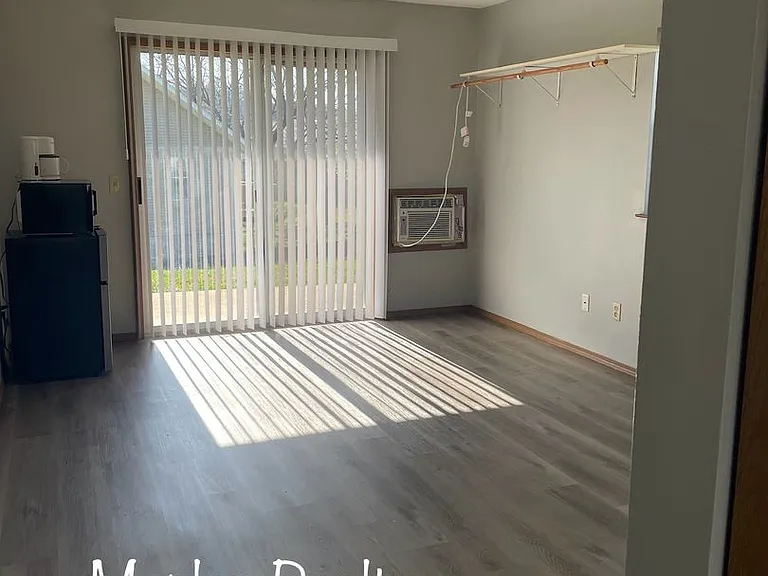 28 Fall Creek Dr #4A — Photo 4