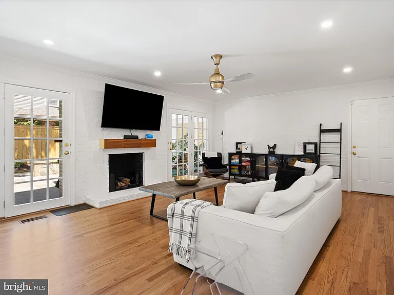 2606 N Quincy St — Photo 23