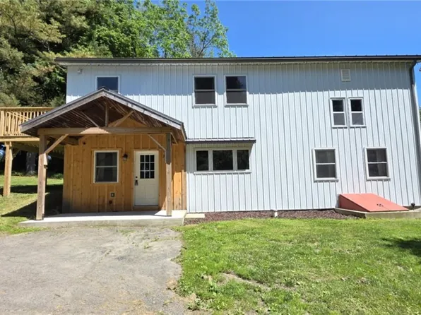 3975 Carr Hill Rd, Cortland, NY 13045