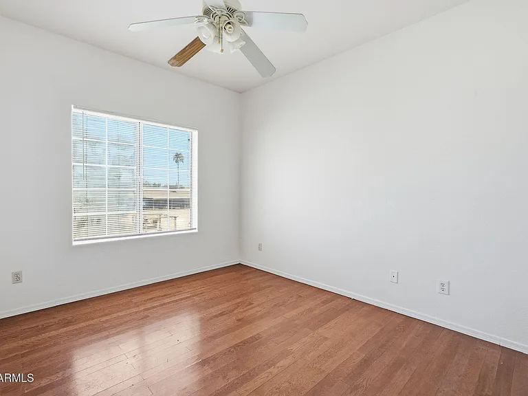 1026 W Libra Dr — Photo 22