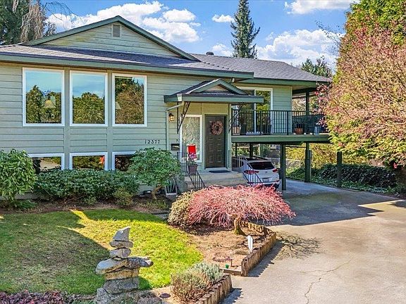 2nd image of 12377 Dawson Pl