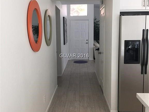 4th image of 3631 Edinburgh Dr #0