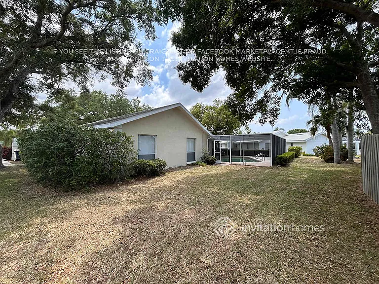 5697 Country Lakes Dr — Photo 15