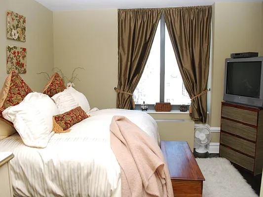 Sold by Sotheby's International Realty | media 40
