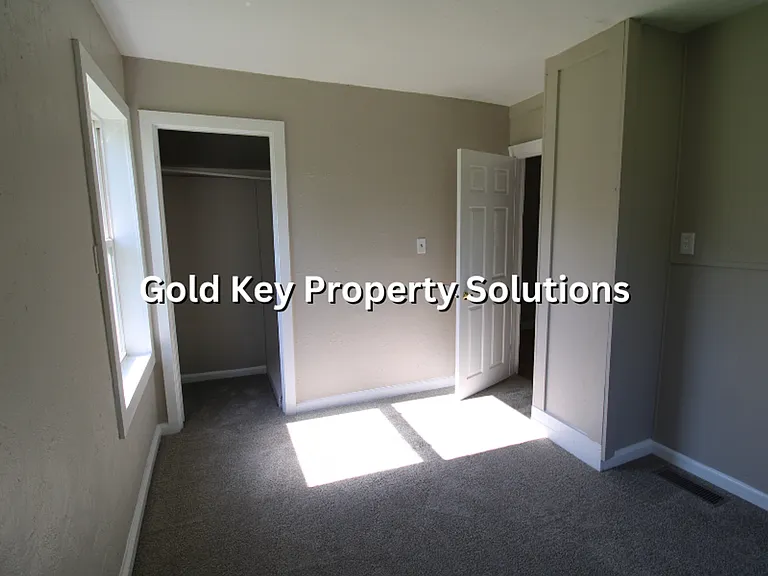 300 N Biltmore Ave — Photo 12