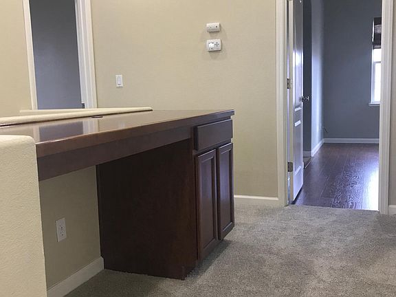 Hallway built in desk