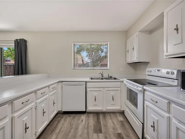1836 N Crystal Lake Dr N #68 — Photo 10