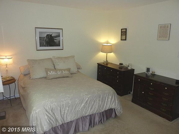 5th image of 4655 Charlton Ct