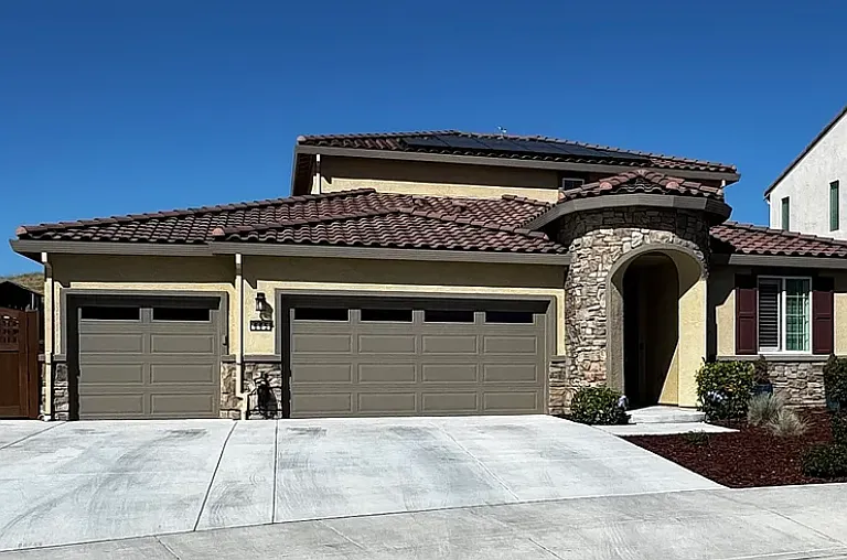 665 Appaloosa Way — Photo 1