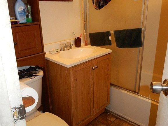 4th image of 3644-3646 W 32nd St