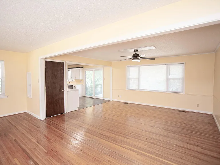 5010 Glenmere Rd — Photo 8