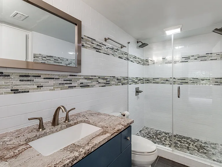 4024 Buena Vista St — Photo 18