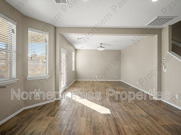 5th image of 12872 Cruiser Ct