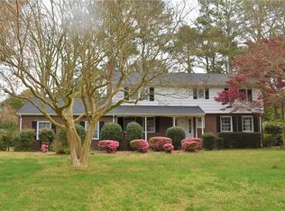 1416 Cooper Cir, Virginia Beach, VA 23454