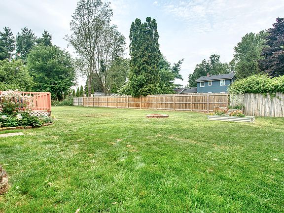 5th image of 508 Arthur Ct