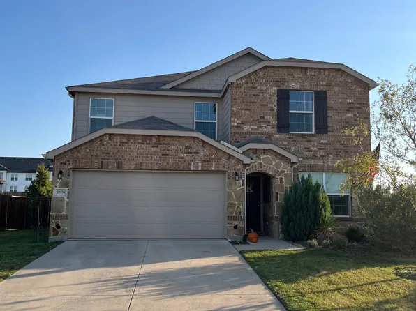 1806 Aslynn Cir, Aubrey, TX 76227
