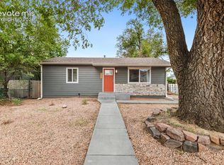 1523 Fountain St, Colorado Springs, CO 80910