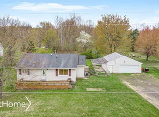 7351 Johnson Rd, Flushing, MI 48433