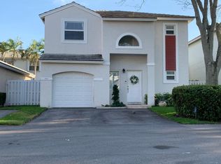 9888 NW 2nd St, Fort Lauderdale, FL 33324