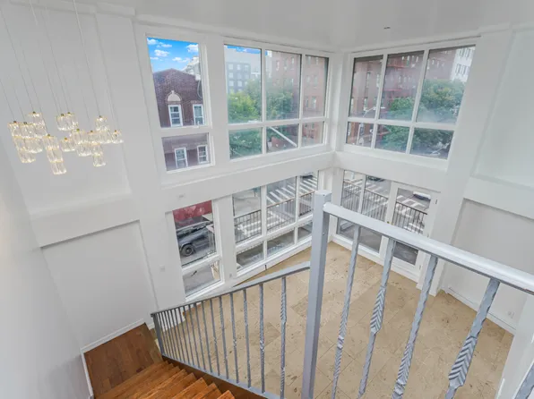 1322 East 14th Street image 15 of 31