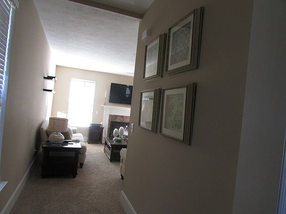 4th image of 1624 Cedar Hill Dr