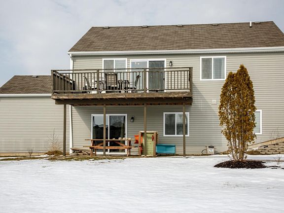 3rd image of 1634 Sunny Glen Dr SE