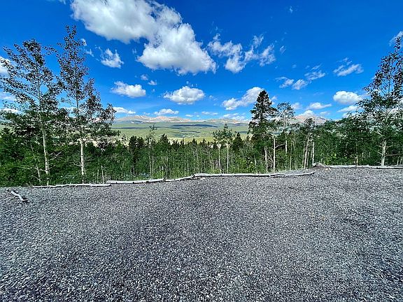 3rd image of 1189 Platte River Dr