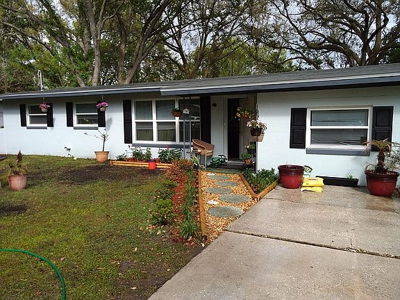 2nd image of 2211 Thiervy Dr