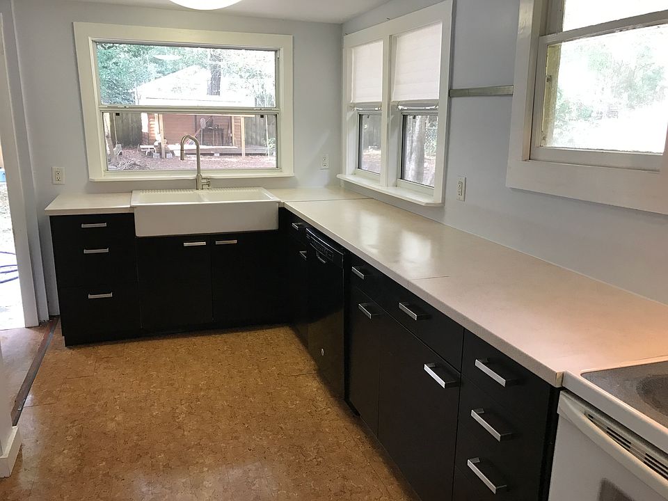 1st image of 619 NW 34th Pl