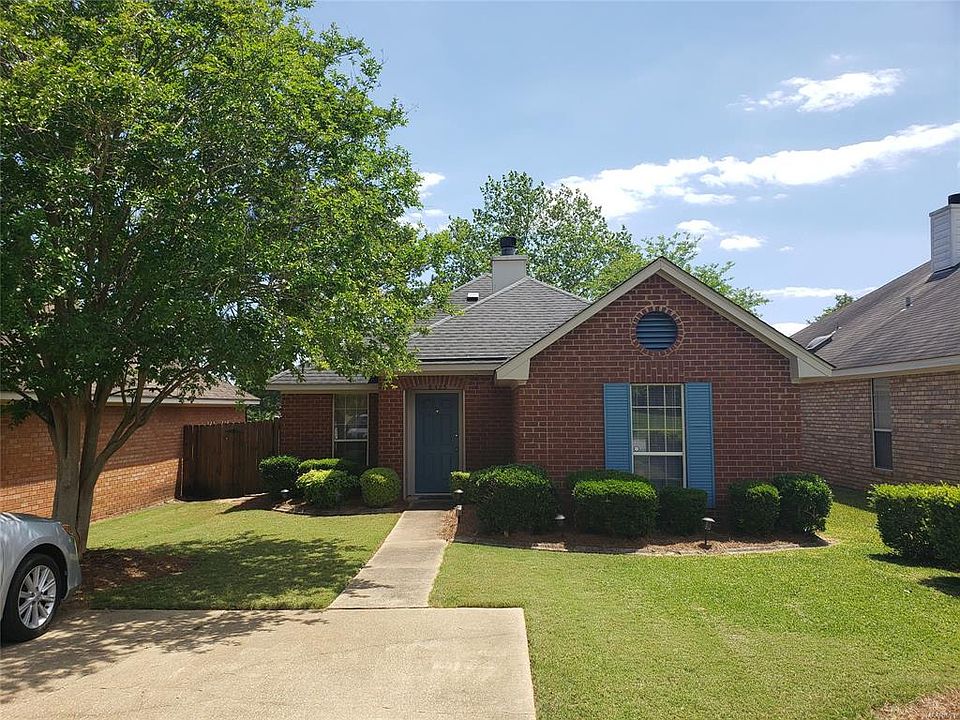 1st image of 8425 Water Oak Ct