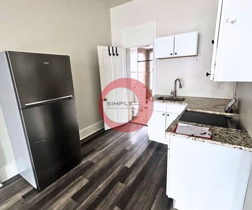 2nd image of 1140 Franklin St APT 3