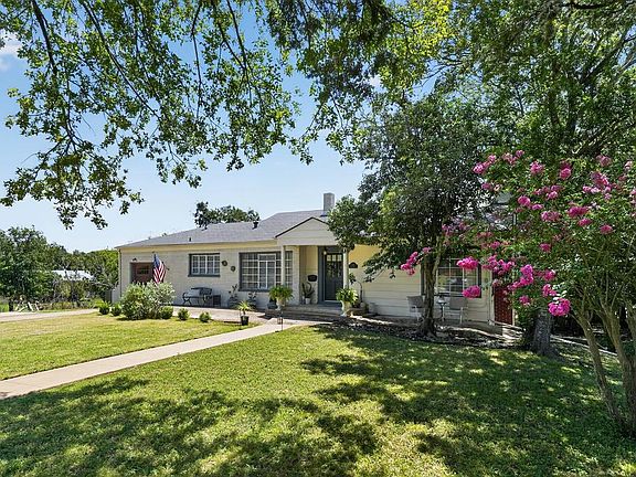 4th image of 713 Bluebell Rd